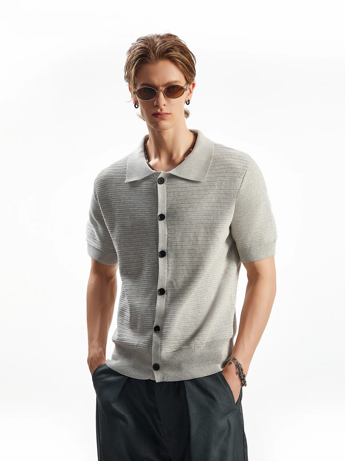 SDMADE American Retro Style Pure Color Knitted Short Sleeve Shirt Unisex Summer Open Cardigan Breathable Cotton Shirt
SDMADE American Retro Style Pure Color Knitted Short Sleeve Shirt Unisex Summer Open Cardigan Breathable Cotton Shirt