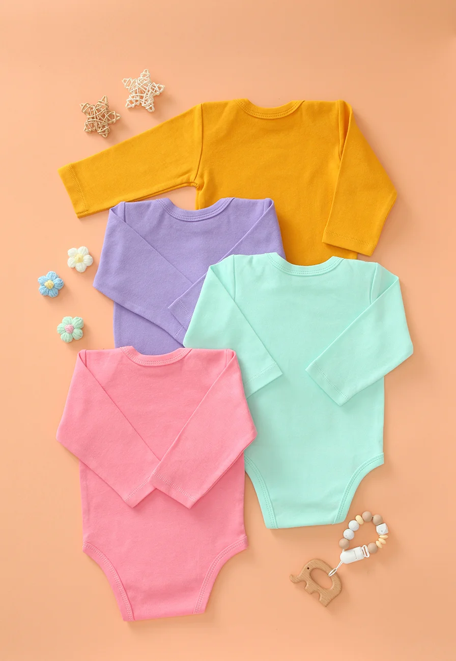 Комплект из 4 комбинезонов с длинными рукавами для маленьких мальчиков и девочек, мягкий хлопковый треугольный комбинезон для младенцев, однотонная одежда для ползания младенцев
Комплект из 4 комбинезонов с длинными рукавами для маленьких мальчиков и девочек, мягкий хлопковый треугольный комбинезон для младенцев, однотонная одежда для ползания младенцев