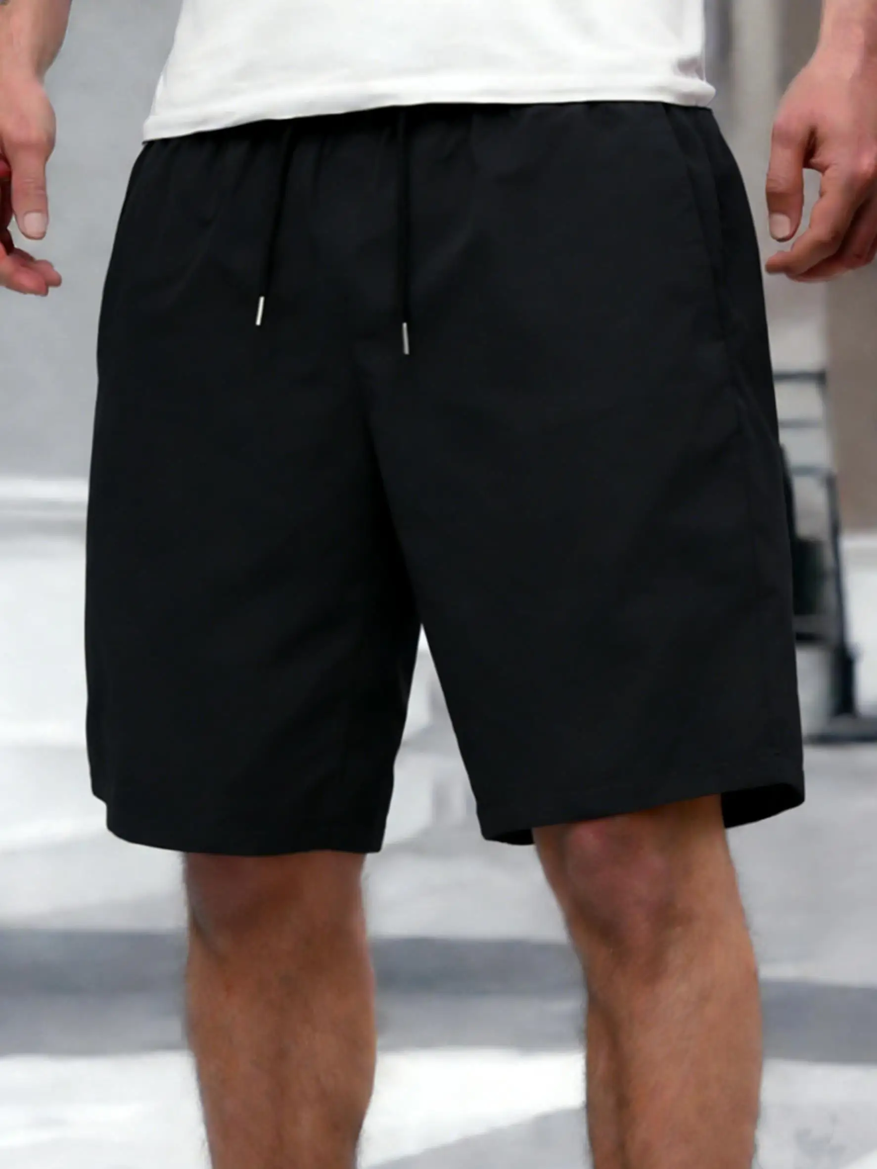 Универсальные базовые шорты с карманами, мужские повседневные дышащие брюки, унисекс, модные ретро-спортивные штаны, свободные брюки на шнурке
Универсальные базовые шорты с карманами, мужские повседневные дышащие брюки, унисекс, модные ретро-спортивные штаны, свободные брюки на шнурке