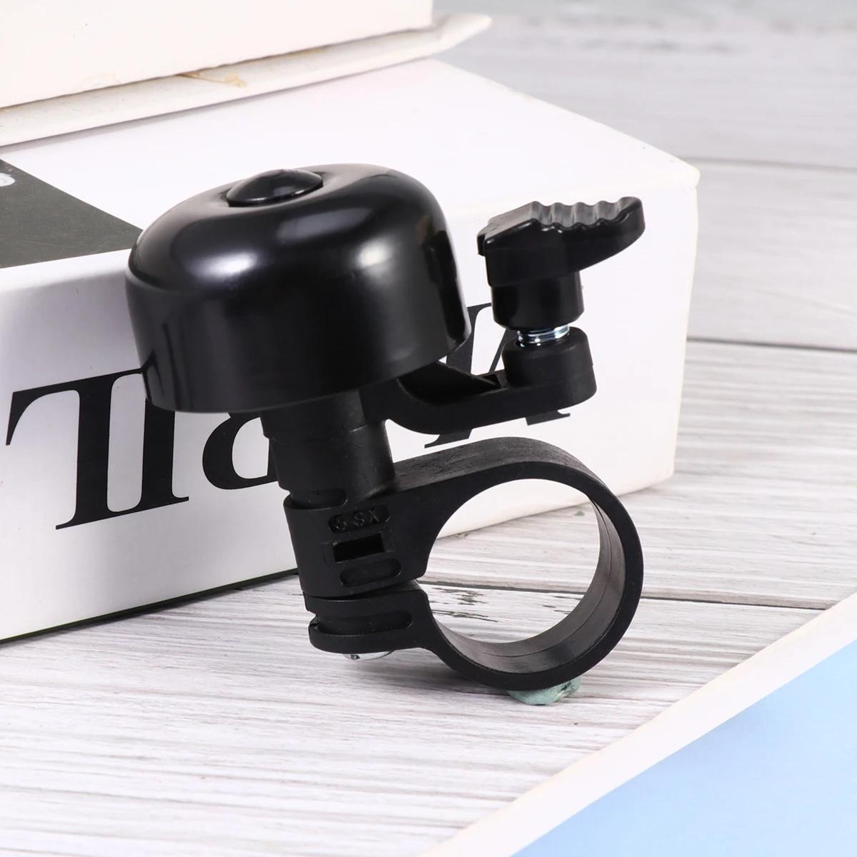 2pcs Bike Bell Black Metal for Adults Loud Clear Sound Durable Environmental Easy Install Cycling Accessories Road Bike
2pcs Bike Bell Black Metal for Adults Loud Clear Sound Durable Environmental Easy Install Cycling Accessories Road Bike