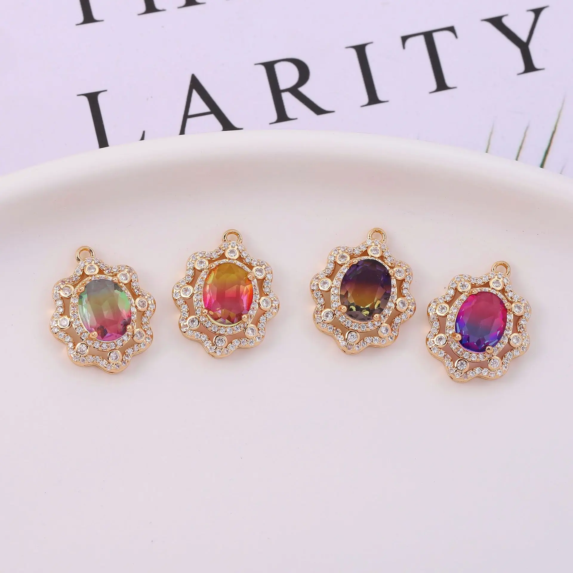 10pcs/ Set DIY Copper gold-plated hollow lace circular gradient tourmaline necklace pendant, retro DIY accessory accessories
10pcs/ Set DIY Copper gold-plated hollow lace circular gradient tourmaline necklace pendant, retro DIY accessory accessories