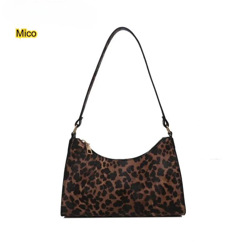 Fashion leopard print pattern underarm storage bag, lightweight shoulder bag, handheld storage for small items
Fashion leopard print pattern underarm storage bag, lightweight shoulder bag, handheld storage for small items
