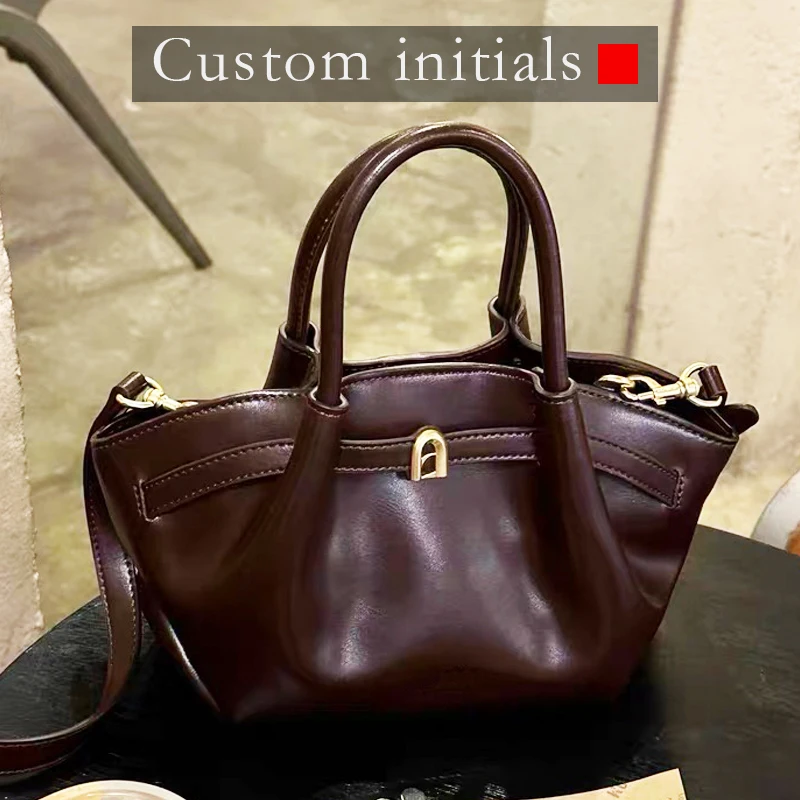 Custom Initials Bags For Women Luxury Designer Handbags And Purses 2025 New In PU Oil Wax Belt Buckle Top Handle Small Shoulder
Custom Initials Bags For Women Luxury Designer Handbags And Purses 2025 New In PU Oil Wax Belt Buckle Top Handle Small Shoulder