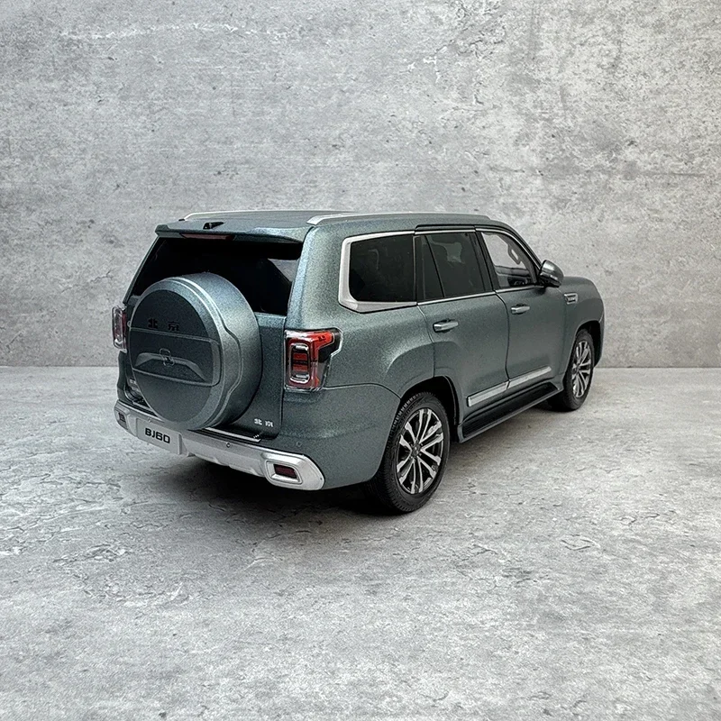 BJ60 Jeep1:18 Оригинальный Пекин BAIC BJ60 Внедорожник из сплава Модель автомобиля 
BJ60 Jeep1:18 Оригинальный Пекин BAIC BJ60 Внедорожник из сплава Модель автомобиля