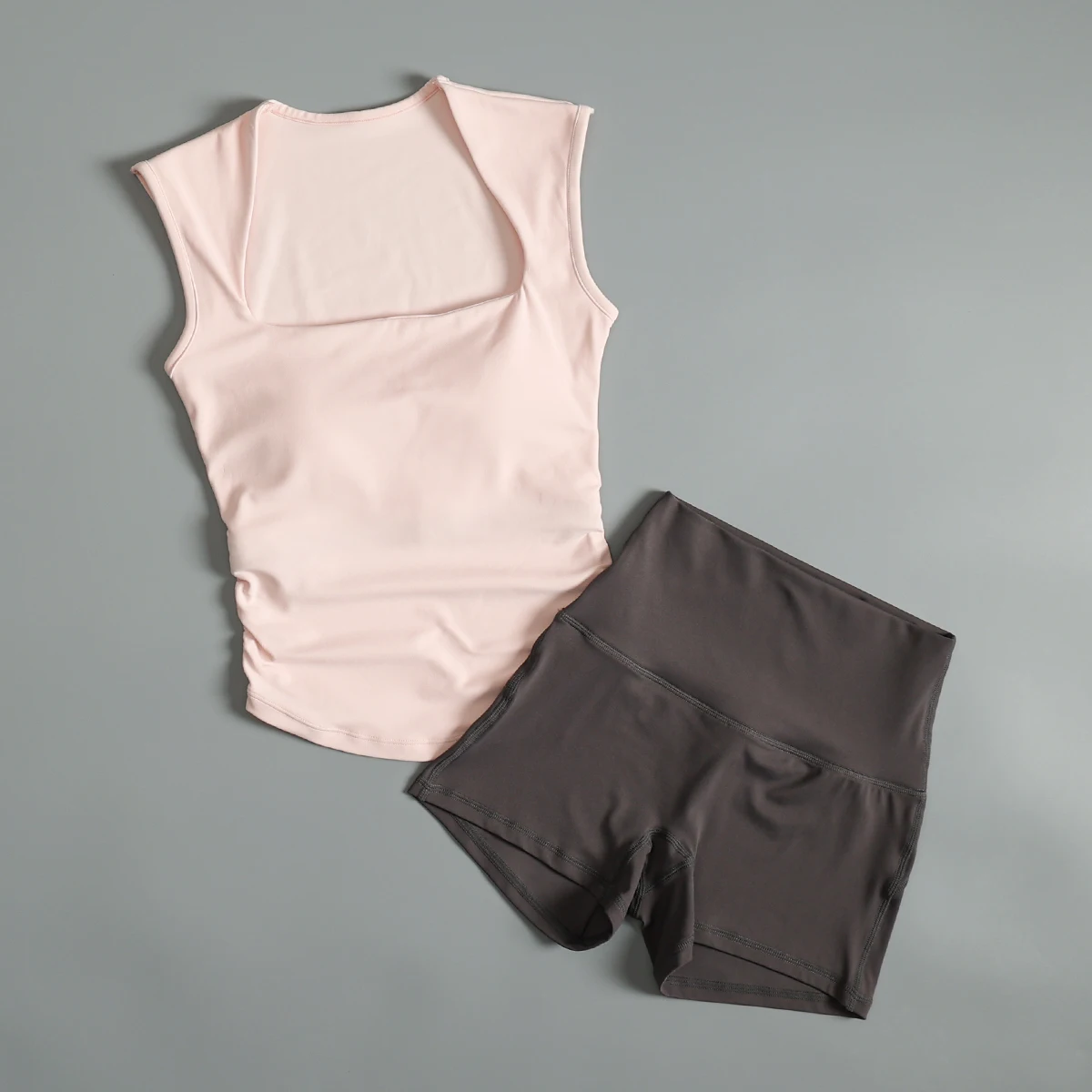 Summer morning jogging suit women's internet celebrity new style sports quick-drying yoga vest Pilates fitness shorts
Summer morning jogging suit women's internet celebrity new style sports quick-drying yoga vest Pilates fitness shorts