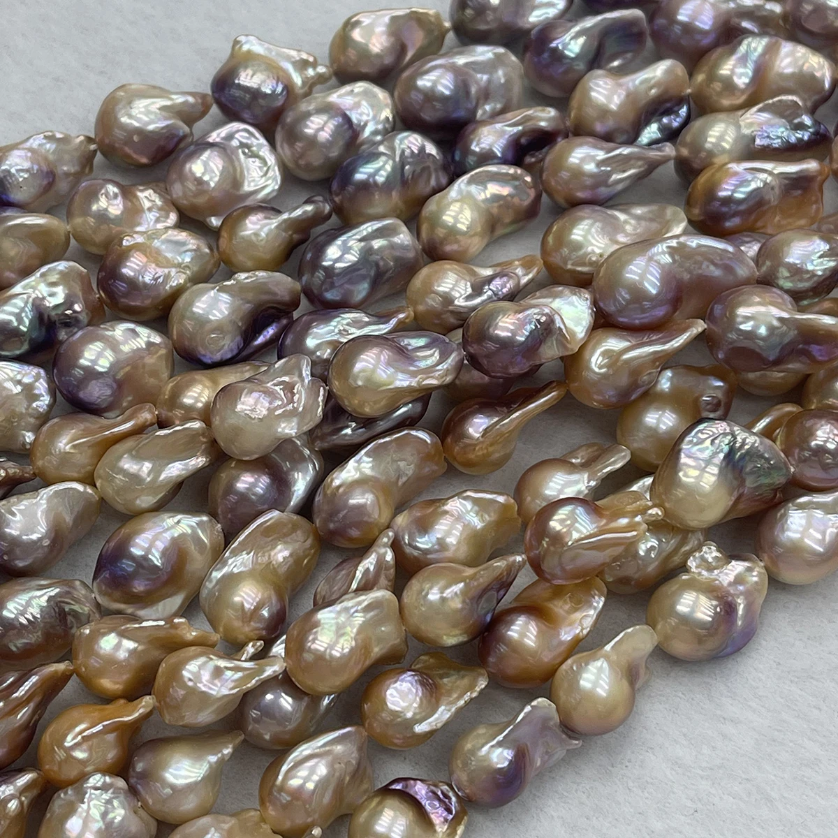 15x20mm-16x25mm Baroque Natural Freshwater Large Purple Pearl Necklace Semi-Finished Materials DIY Jewelry Accessories Gift
15x20mm-16x25mm Baroque Natural Freshwater Large Purple Pearl Necklace Semi-Finished Materials DIY Jewelry Accessories Gift