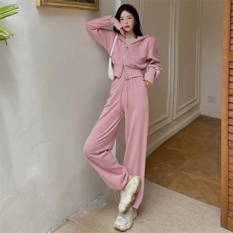 Korean Fashion Tracksuit Outfits 2023 Spring Autumn New Loose Casual Hoodies Zipper Wide Leg Pants Two Piece Set For Women
Korean Fashion Tracksuit Outfits 2023 Spring Autumn New Loose Casual Hoodies Zipper Wide Leg Pants Two Piece Set For Women