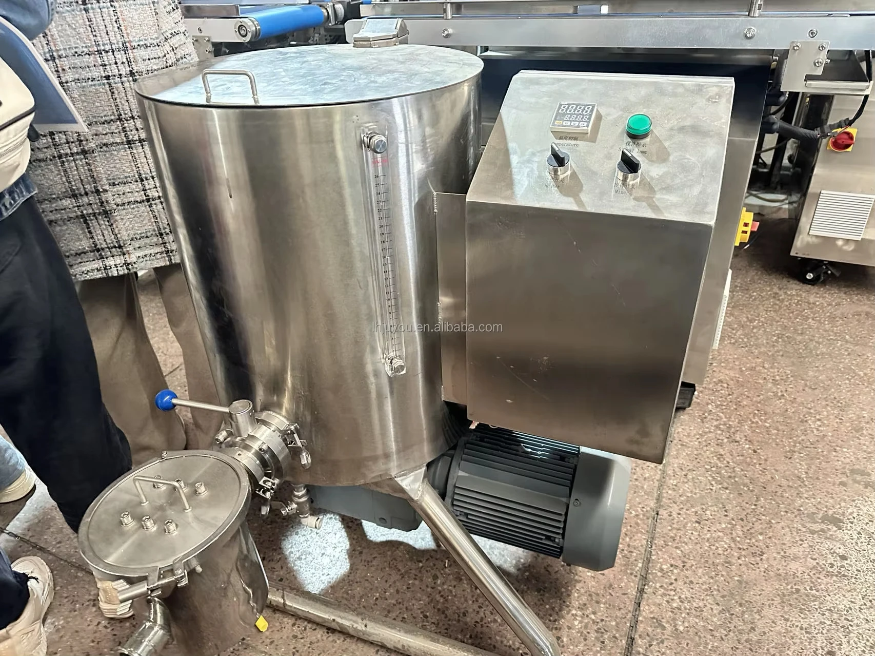 Automatic Cocoa Roller Grinding Machine Chocolate Ball Stone Grinder Machine for Chocolate 25L 60L Chocolate Melanger Machine
Automatic Cocoa Roller Grinding Machine Chocolate Ball Stone Grinder Machine for Chocolate 25L 60L Chocolate Melanger Machine
