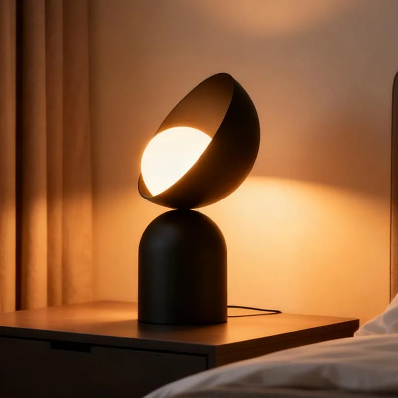 Modern Metal Table Lamp Glass Desk Lamp for Bedroom Bedside Living Room Lighting
Modern Metal Table Lamp Glass Desk Lamp for Bedroom Bedside Living Room Lighting