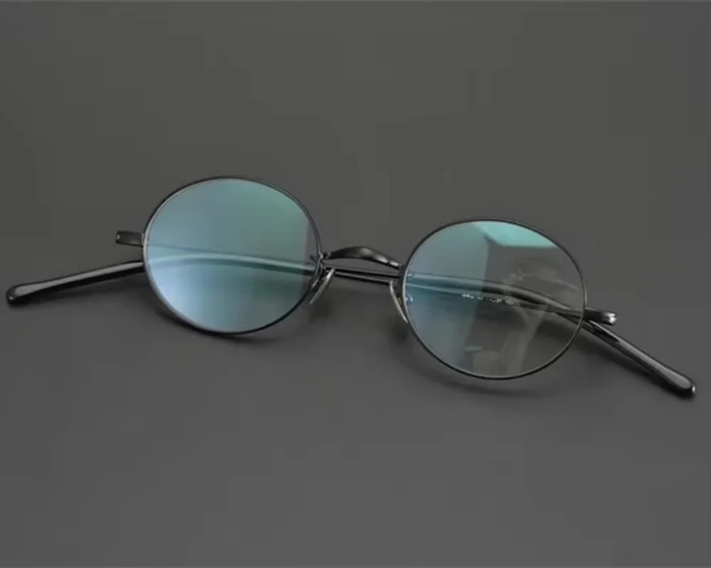 Ultralight Japanese Retro Oval Hand-Made Titanium Frame Myopia Eyeglasses for Men And Women Small Size Eyewear Gafas Spectacles
Ultralight Japanese Retro Oval Hand-Made Titanium Frame Myopia Eyeglasses for Men And Women Small Size Eyewear Gafas Spectacles