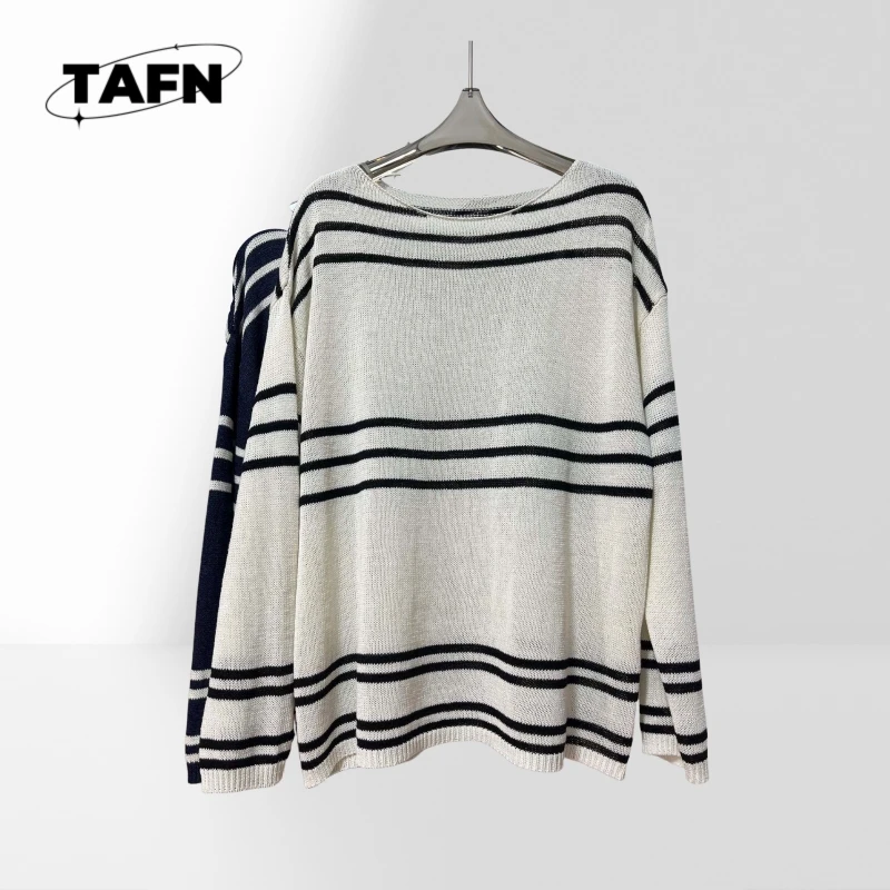 Color Matching Women's Sweater Simple Soft Cashmere Pullover Sweater,Retro Design for Comfortable Winter Wear Wool Blend Sweater
Color Matching Women's Sweater Simple Soft Cashmere Pullover Sweater,Retro Design for Comfortable Winter Wear Wool Blend Sweater