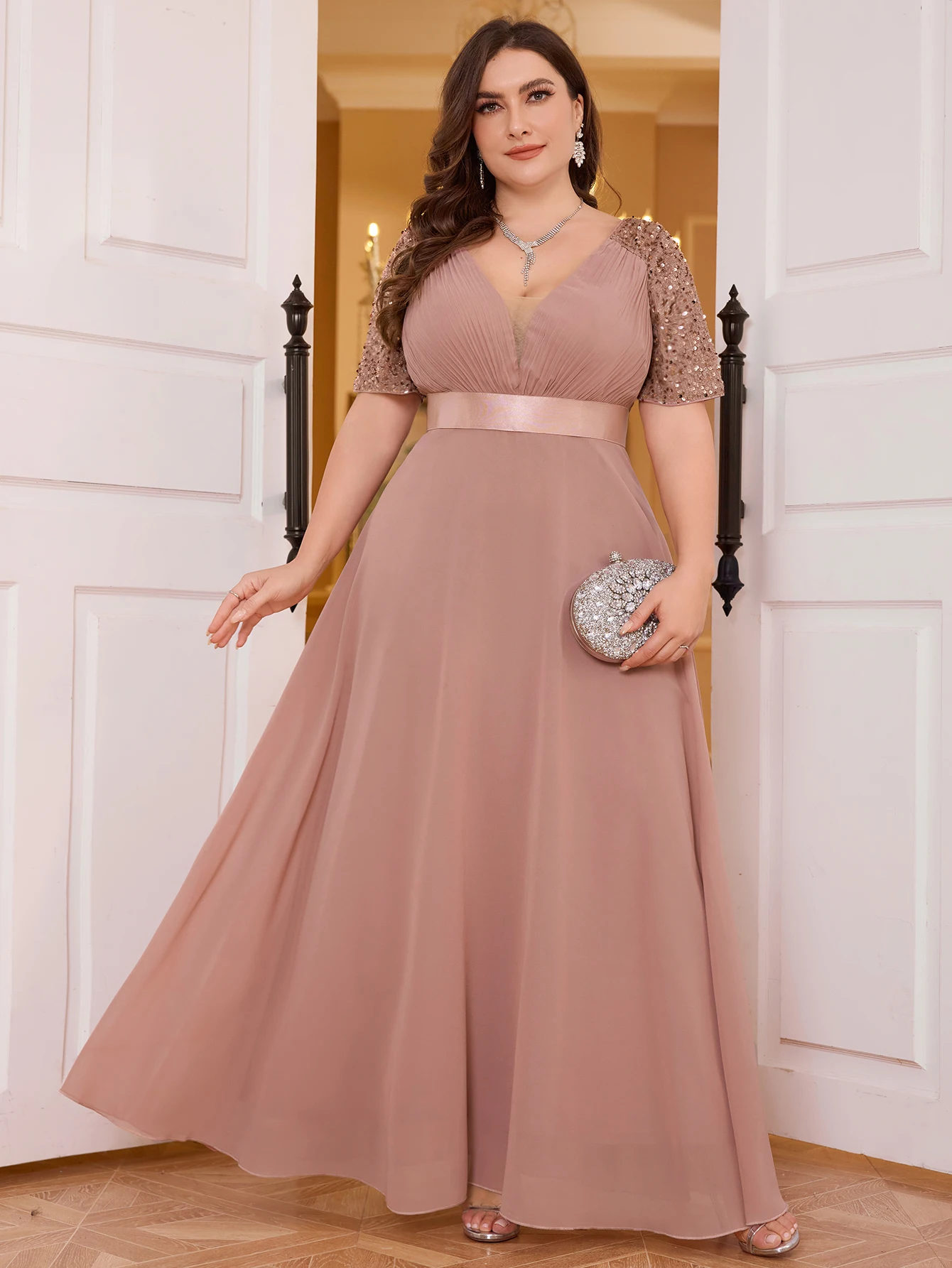 UNITHORSE Recycled Fabric V-Neck Gown with Pleated Chest Sparkling Sequin Splice Short Sleeve Waist-Cinched Maxi Evening Dress
UNITHORSE Recycled Fabric V-Neck Gown with Pleated Chest Sparkling Sequin Splice Short Sleeve Waist-Cinched Maxi Evening Dress