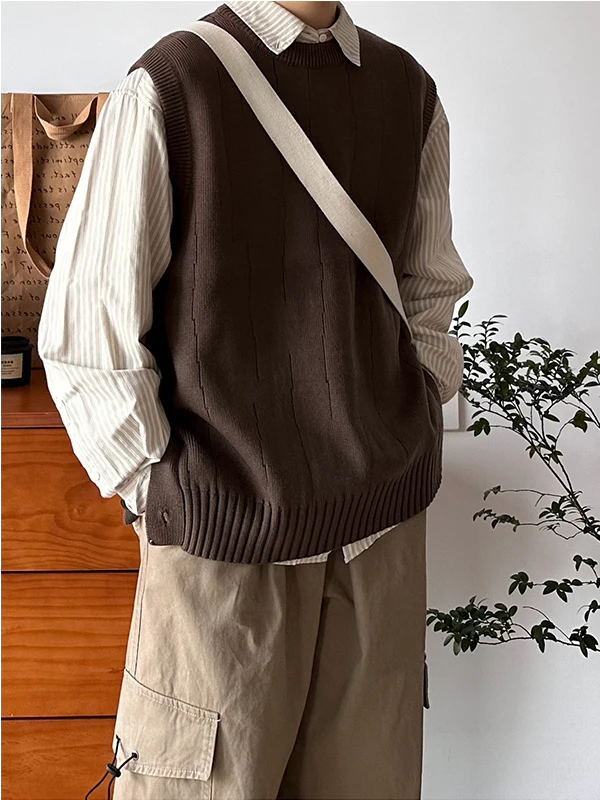 Retro Japanese Style Men's Knitted Sweater Vest Simple Design round Neck Couple's Fashion Layering Shoulder Bared Vest Warm P...
Retro Japanese Style Men's Knitted Sweater Vest Simple Design round Neck Couple's Fashion Layering Shoulder Bared Vest Warm P...