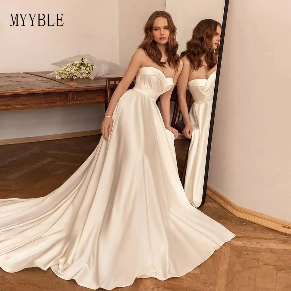 Custom Made Sexy Sweetheart Satin Vintage Wedding Dresses 2023 Luxury Pleat Court Train A Line Bridal Gown Plus Size
Custom Made Sexy Sweetheart Satin Vintage Wedding Dresses 2023 Luxury Pleat Court Train A Line Bridal Gown Plus Size