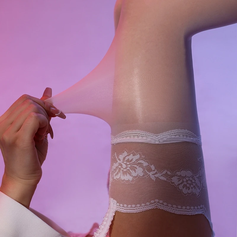 Ladies Elegant Lace Floral Garter Belt With Aurora Oil Shiny Thigh High Stockings Female Erotic Four Sides Open Crotch Tights
Ladies Elegant Lace Floral Garter Belt With Aurora Oil Shiny Thigh High Stockings Female Erotic Four Sides Open Crotch Tights