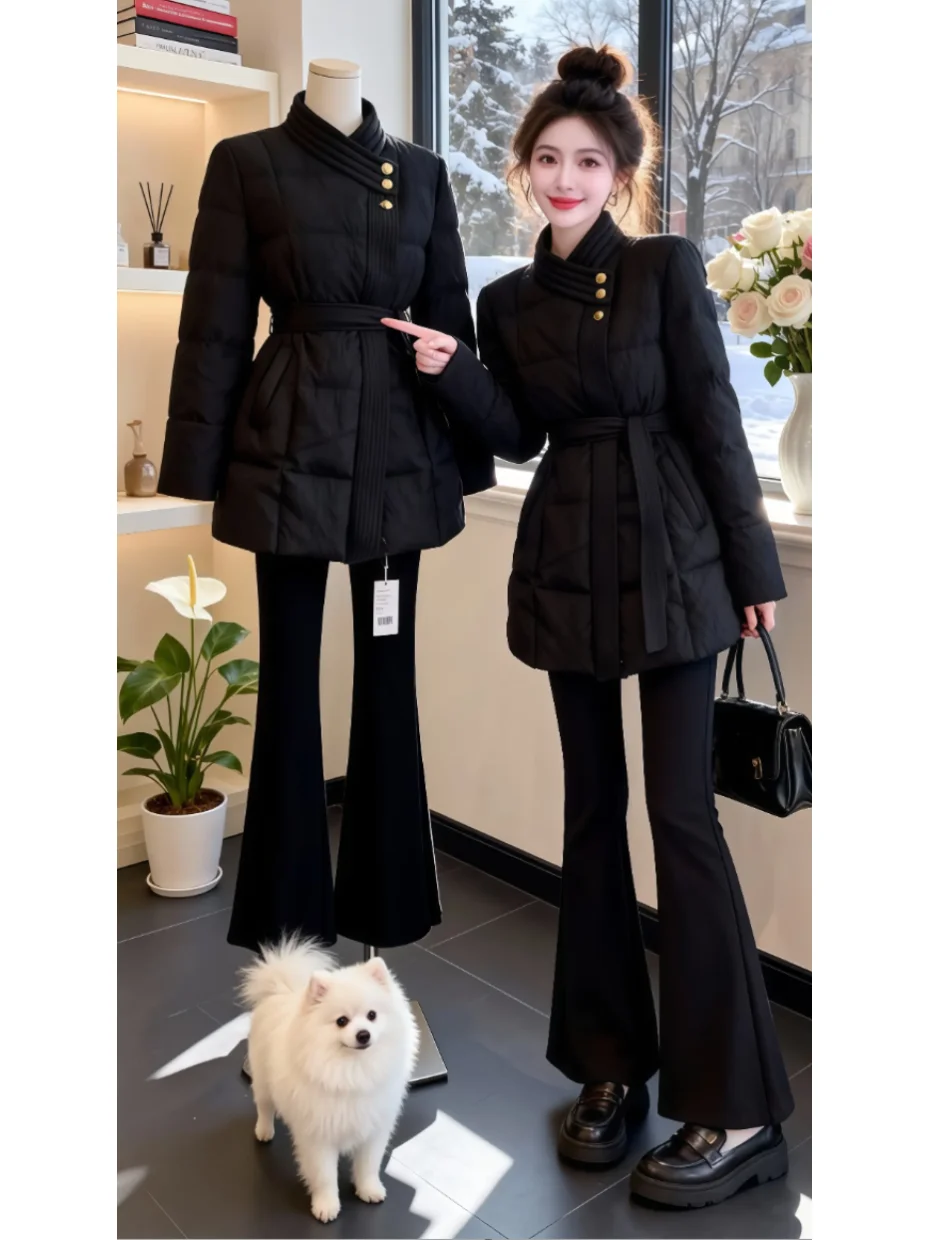 Korean Style Women's Black Cotton Jacket Winter Fashion Design Slim Fit Cotton Coat Simple Elegant Commute Long Sleeve Zipper
Korean Style Women's Black Cotton Jacket Winter Fashion Design Slim Fit Cotton Coat Simple Elegant Commute Long Sleeve Zipper