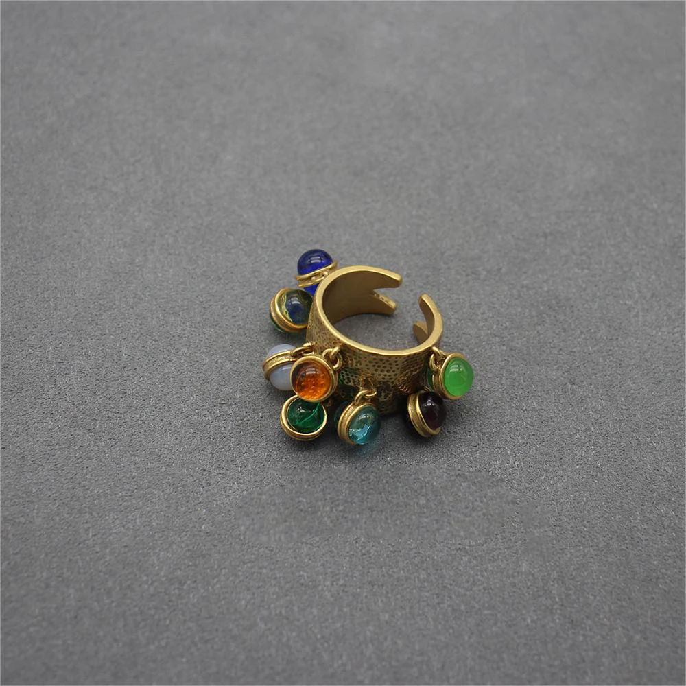 Glass bead vintage opening ring for women
Glass bead vintage opening ring for women