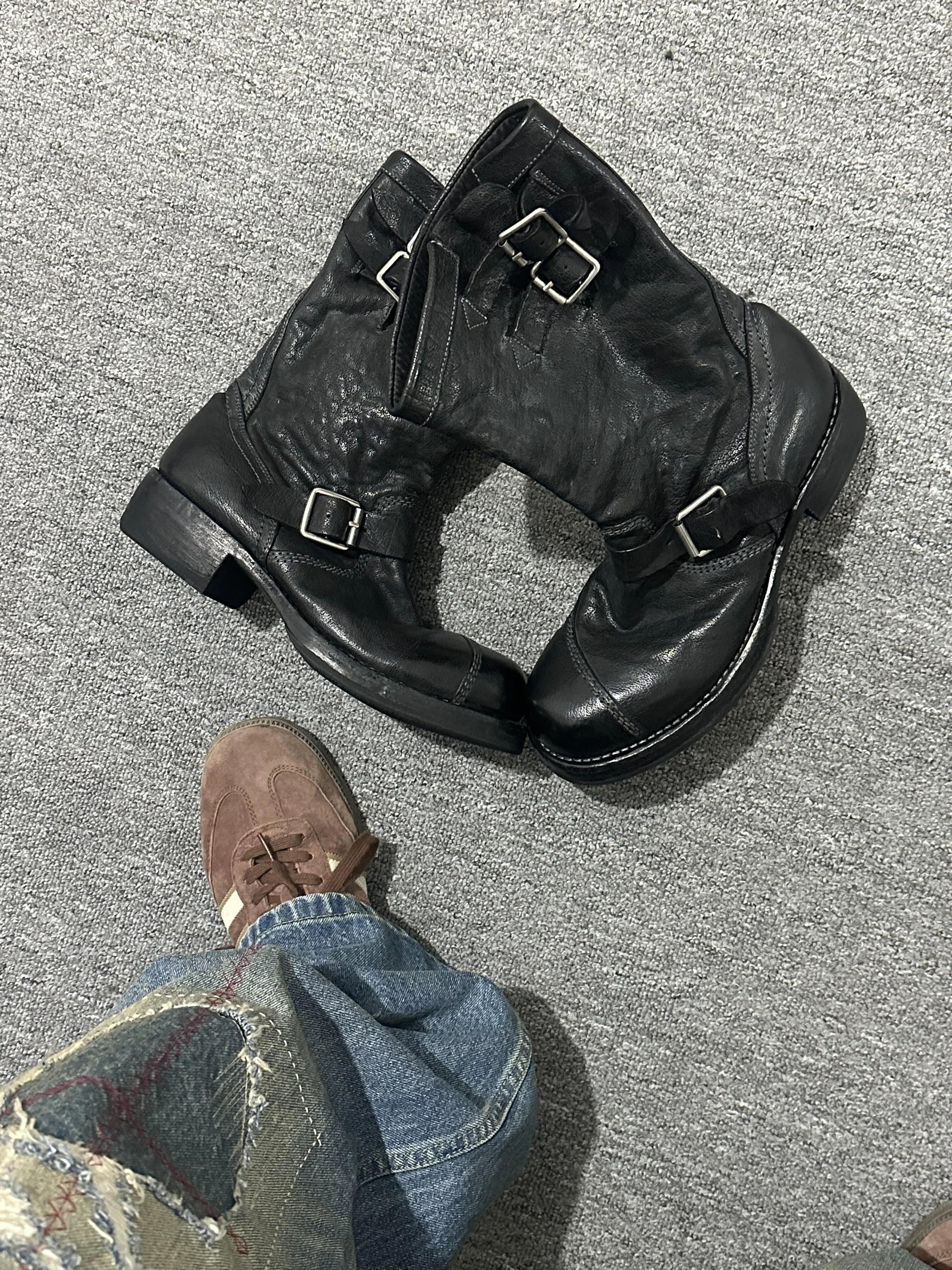 Retro American Military Line Engineer Boots Thick Heel Dark Western Cowboy Boots Unisex Vintage Mid-Calf Knight Boots
Retro American Military Line Engineer Boots Thick Heel Dark Western Cowboy Boots Unisex Vintage Mid-Calf Knight Boots