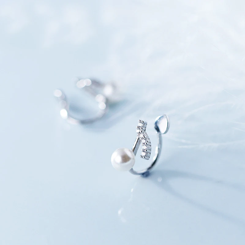 MloveAcc 100% 925 Sterling Silver CZ Musical Note Ear Cuff Clip on Earrings for Women Girl Without Piercing Earing Pearl Jewelry
MloveAcc 100% 925 Sterling Silver CZ Musical Note Ear Cuff Clip on Earrings for Women Girl Without Piercing Earing Pearl Jewelry