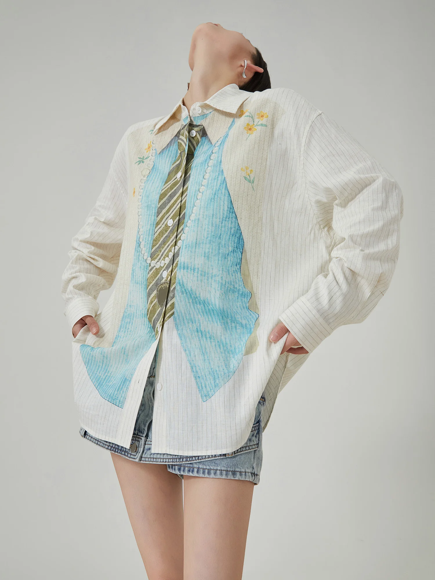 Summer Commute Style Striped Print Long Sleeve Shirt Tie Design Loose Fit Women's Polyester Fiber Printed Casual Top
Summer Commute Style Striped Print Long Sleeve Shirt Tie Design Loose Fit Women's Polyester Fiber Printed Casual Top