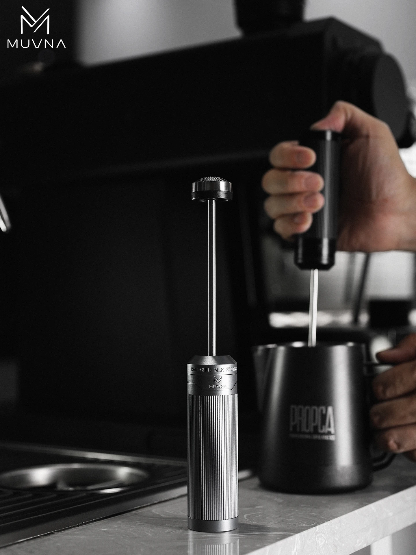 Muvna New Electric Milk Frother Stick,Wireless batidor eléctrico ender for Barista latte art Accessories
Muvna New Electric Milk Frother Stick,Wireless batidor eléctrico ender for Barista latte art Accessories