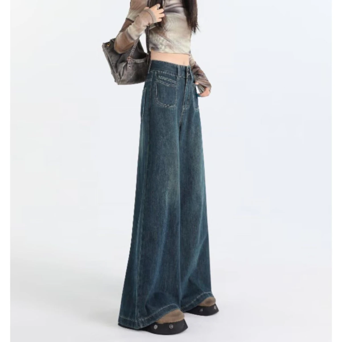 Широкие джинсы с высокой талией, прямой крой, весна-осень, женские большие размеры, свободные удобные брюки с эффектом похудения
Широкие джинсы с высокой талией, прямой крой, весна-осень, женские большие размеры, свободные удобные брюки с эффектом похудения