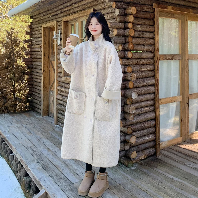 Beige Korean-style loose lambskin and wool coat for women 2025 winter fashion long suede coat with hood fashion jacket
Beige Korean-style loose lambskin and wool coat for women 2025 winter fashion long suede coat with hood fashion jacket