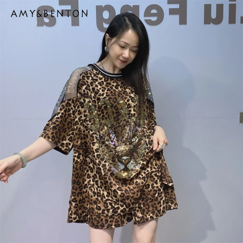 Summer 2026 Fashion Oversized Suit Women's Chiffon Outfit Off Shoulder Short Sleeved T-shirts Heavy Rhinestone 2pcs Shorts Set
Summer 2026 Fashion Oversized Suit Women's Chiffon Outfit Off Shoulder Short Sleeved T-shirts Heavy Rhinestone 2pcs Shorts Set