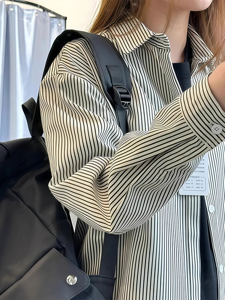 Мужской кардиган-блейзер в полоску, высокое качество, свободный крой, на пуговицах, белый, внутренняя одежда, американский трендовый бренд
Мужской кардиган-блейзер в полоску, высокое качество, свободный крой, на пуговицах, белый, внутренняя одежда, американский трендовый бренд