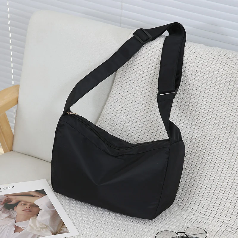 Корейская холщовая сумка через плечо из нейлоновой ткани быка, легкая спортивная сумка для путешествий на открытом воздухе, альпинистская горная сумка для женщин
Корейская холщовая сумка через плечо из нейлоновой ткани быка, легкая спортивная сумка для путешествий на открытом воздухе, альпинистская горная сумка для женщин