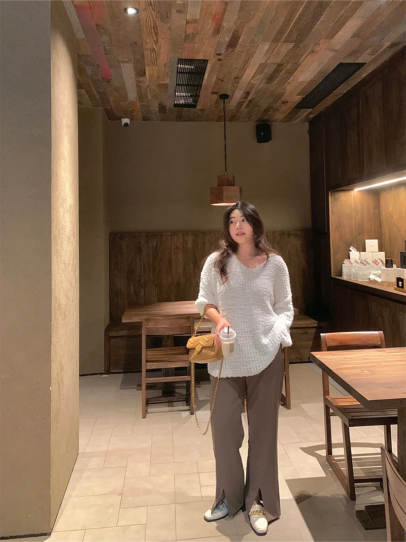 Женские повседневные брюки с высокой талией и расклешенными штанинами, больших размеров, скрывающие недостатки фигуры, корейский стиль, для офиса и повседневной носки
Женские повседневные брюки с высокой талией и расклешенными штанинами, больших размеров, скрывающие недостатки фигуры, корейский стиль, для офиса и повседневной носки