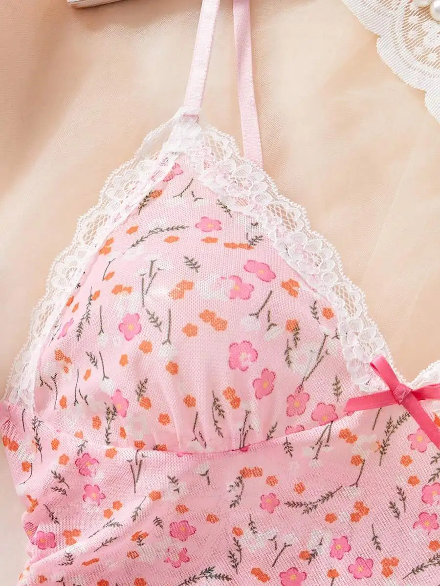 Pink Floral Lace Sleep Top With Bow Detail Sleeveless Romantic Nightwear
Pink Floral Lace Sleep Top With Bow Detail Sleeveless Romantic Nightwear