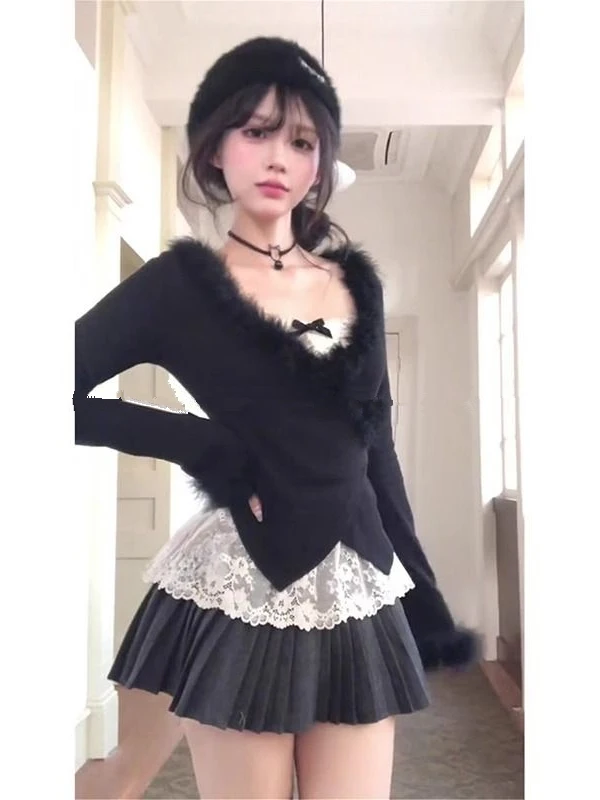 Pure Desire Long Sleeve Lace Crop Top And Pleated Skirt Set Women's Spring Autumn Inner Wear Faux Fur Splicing Cute Style
Pure Desire Long Sleeve Lace Crop Top And Pleated Skirt Set Women's Spring Autumn Inner Wear Faux Fur Splicing Cute Style