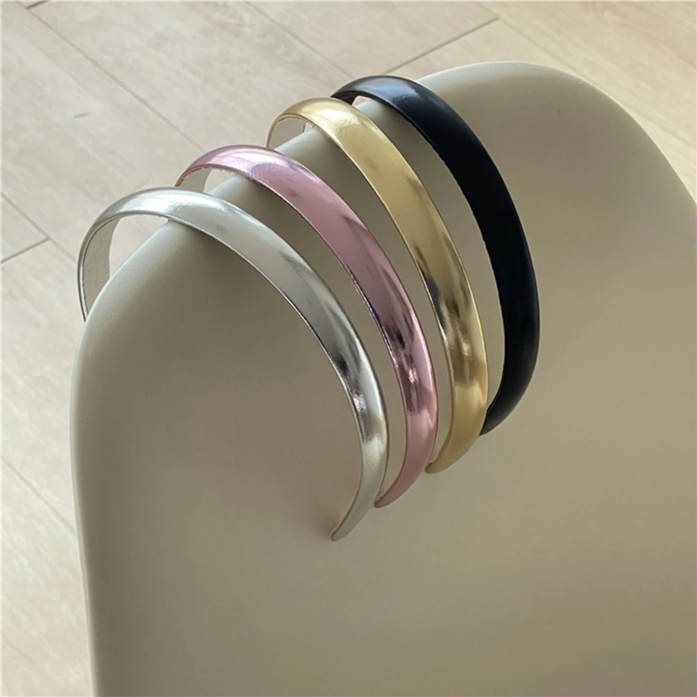Bright Metallic Color Hairbands Fashionable Solid Color PU Thin Hairband Woman's Hair Accessories
Bright Metallic Color Hairbands Fashionable Solid Color PU Thin Hairband Woman's Hair Accessories