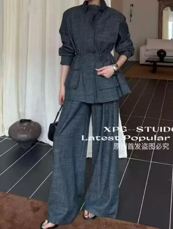 SuperAen Retro Denim Wide-leg Fashion Two-piece Set 2025 Spring New Loose High-end Casual Pants Sets for Women
SuperAen Retro Denim Wide-leg Fashion Two-piece Set 2025 Spring New Loose High-end Casual Pants Sets for Women