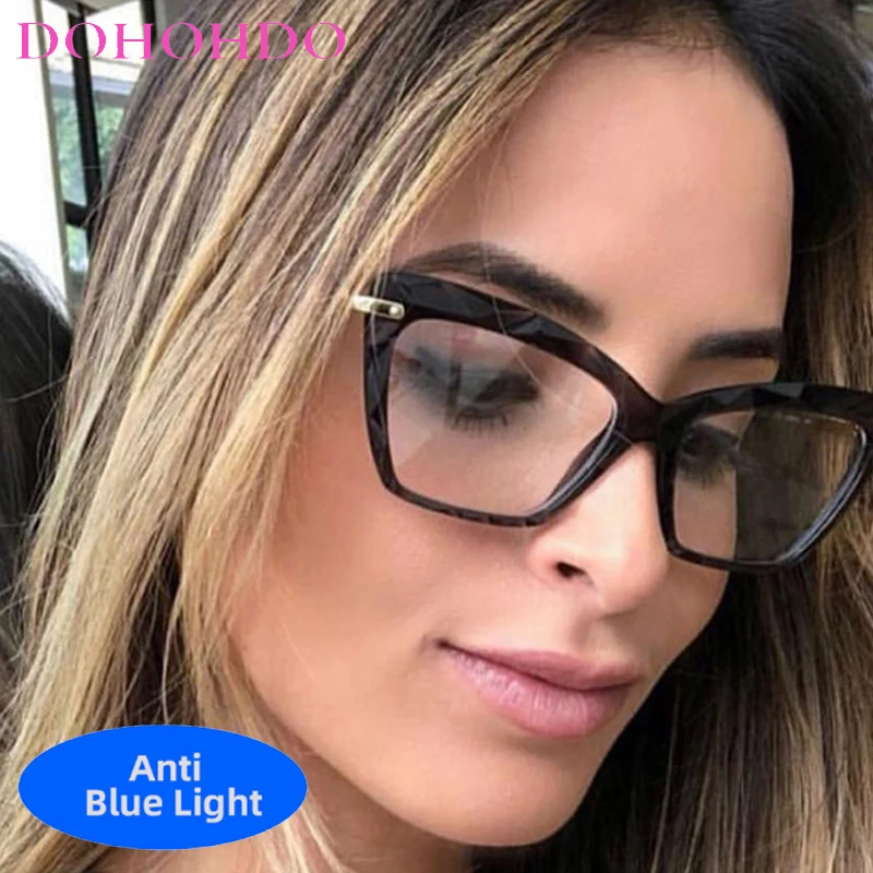 Classic Luxury Fashion Cat Eye Rivets Decoration Blue Light Blocking Glasses Women Computer Play Games Eye Protection Eyewear
Classic Luxury Fashion Cat Eye Rivets Decoration Blue Light Blocking Glasses Women Computer Play Games Eye Protection Eyewear