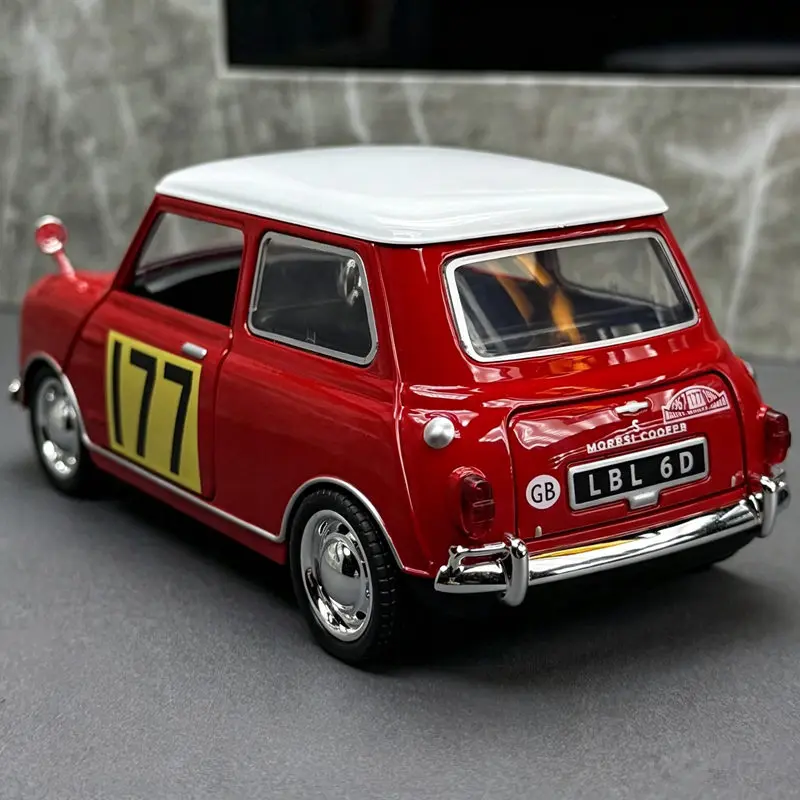 Модель классического спортивного автомобиля Morris Mini Cooper S из сплава, масштаб 1:32, литая металлическая модель гоночного автомобиля со звуком и светом, игрушка для детей, подарок
Модель классического спортивного автомобиля Morris Mini Cooper S из сплава, масштаб 1:32, литая металлическая модель гоночного автомобиля со звуком и светом, игрушка для детей, подарок