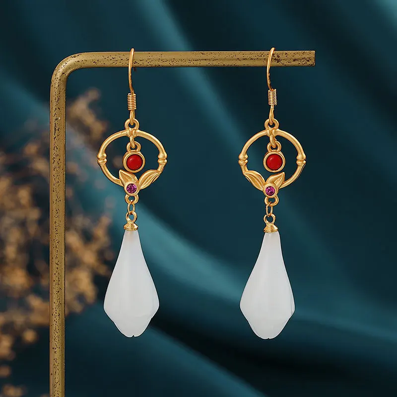 Inspired new in natural Hotan Jade retro Magnolia flower earrings for women palace style long Eardrops charm exquisite jewelry
Inspired new in natural Hotan Jade retro Magnolia flower earrings for women palace style long Eardrops charm exquisite jewelry