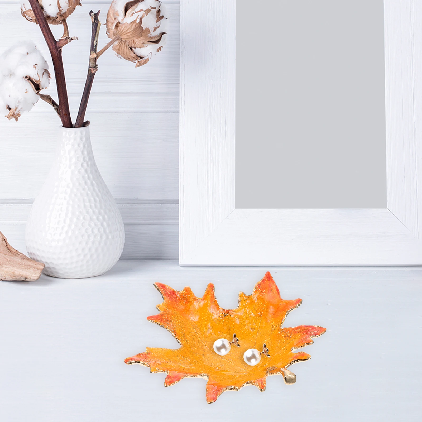 Jewelry Storage Plate Maple Leaf Shaped Zinc Alloy Smooth Ring Dish Holder Display St Practical Durable Easy Clean Jewelry
Jewelry Storage Plate Maple Leaf Shaped Zinc Alloy Smooth Ring Dish Holder Display St Practical Durable Easy Clean Jewelry