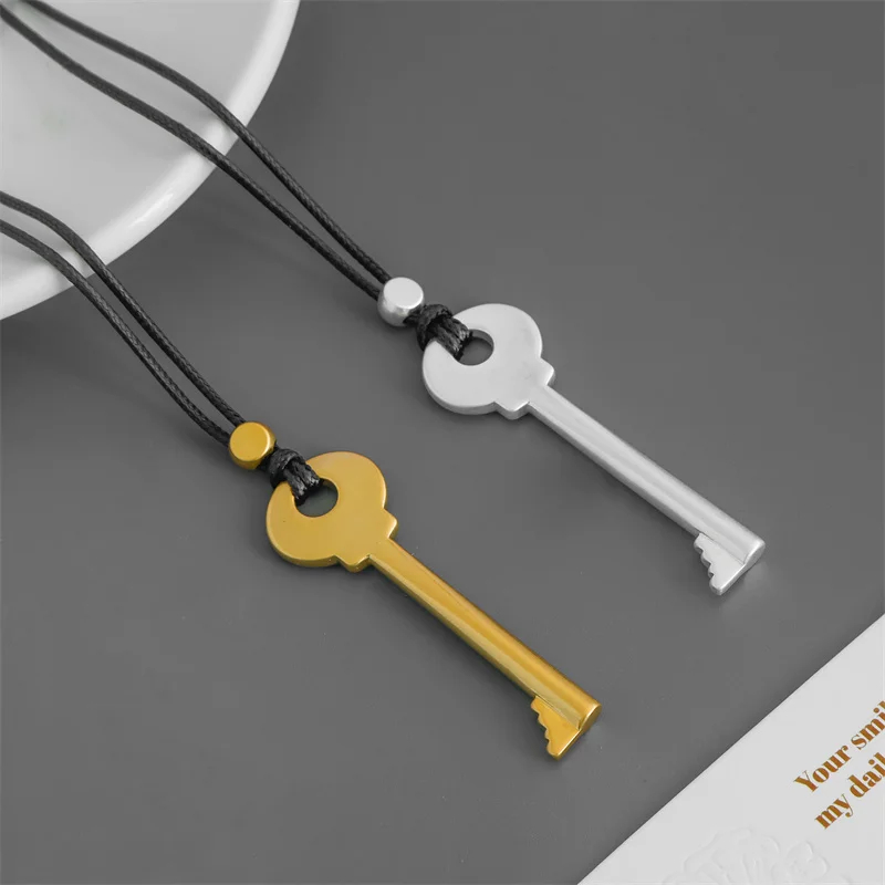 Fashion Vintage Metal Pendant Wax Rope Necklace for Women Niche Unique Simple Long Exquisite Trendy All-match Jewelry
Fashion Vintage Metal Pendant Wax Rope Necklace for Women Niche Unique Simple Long Exquisite Trendy All-match Jewelry