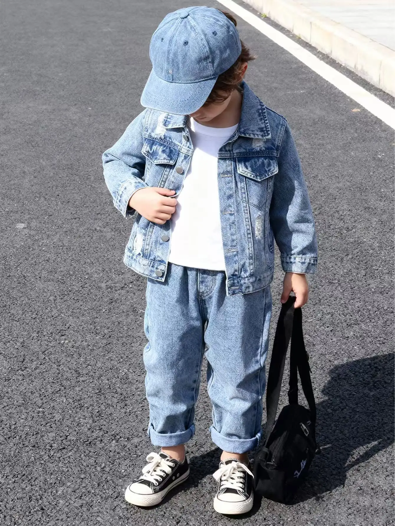 Boys' Autumn And Winter Denim 2-Piece Set Casual Windproof Denim Jacket + Jeans
Boys' Autumn And Winter Denim 2-Piece Set Casual Windproof Denim Jacket + Jeans