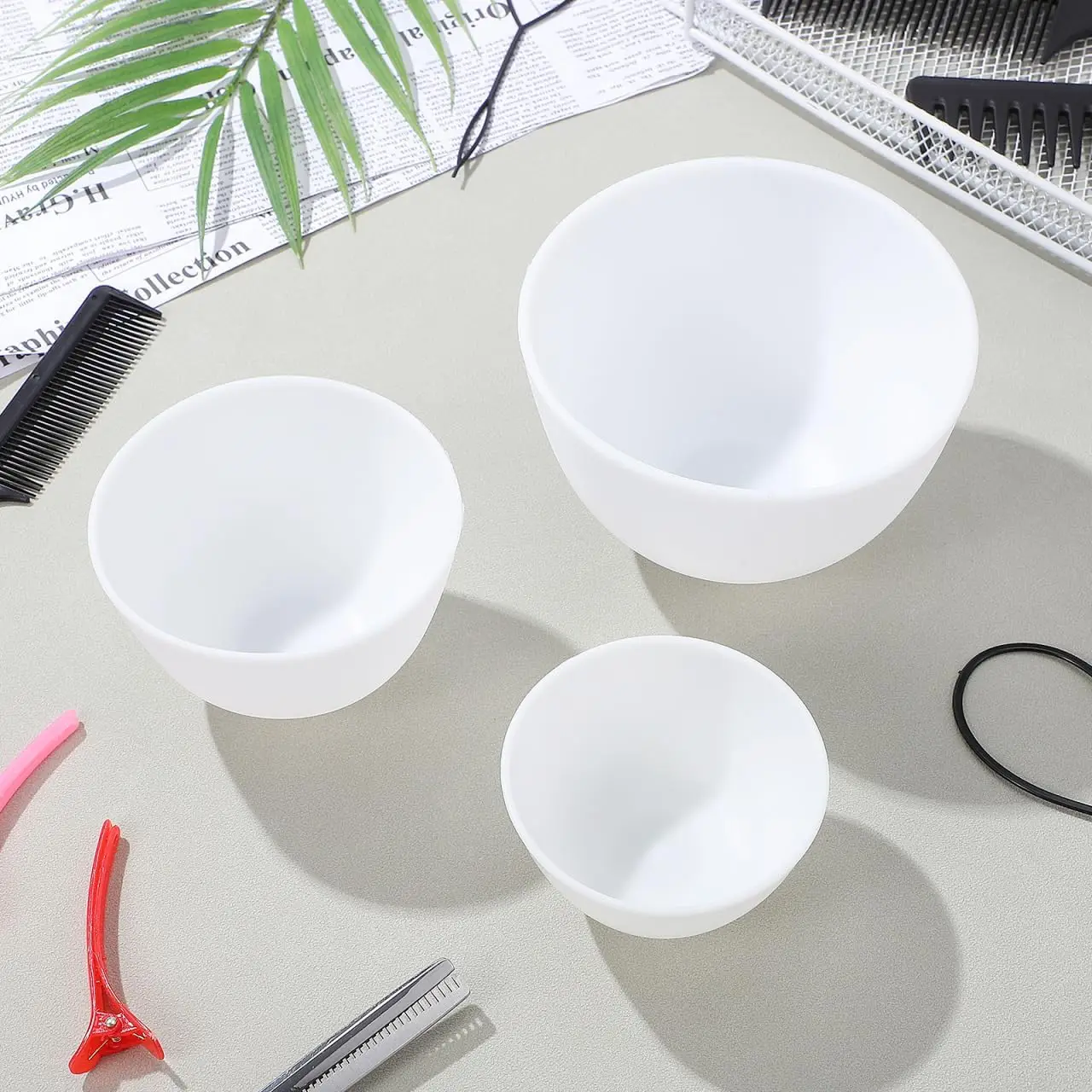 3pcs/set Silicone Bowls White Face Mask Mixing Bowl Set For Facial Mask Diy Mud Hair Oil Application Esthetician Mask Bowls
3pcs/set Silicone Bowls White Face Mask Mixing Bowl Set For Facial Mask Diy Mud Hair Oil Application Esthetician Mask Bowls