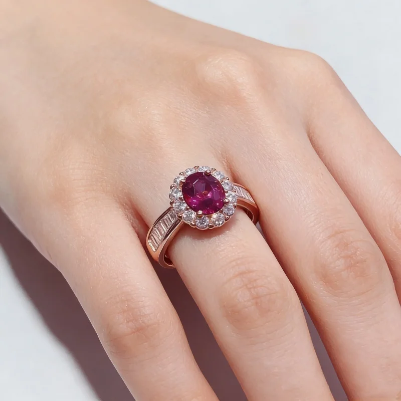 S925 Rose Gold Plated Natural Pyrope Garnet Ring 5*6mm Oval CZ Halo Band Women Wedding Jewelry Gift
S925 Rose Gold Plated Natural Pyrope Garnet Ring 5*6mm Oval CZ Halo Band Women Wedding Jewelry Gift