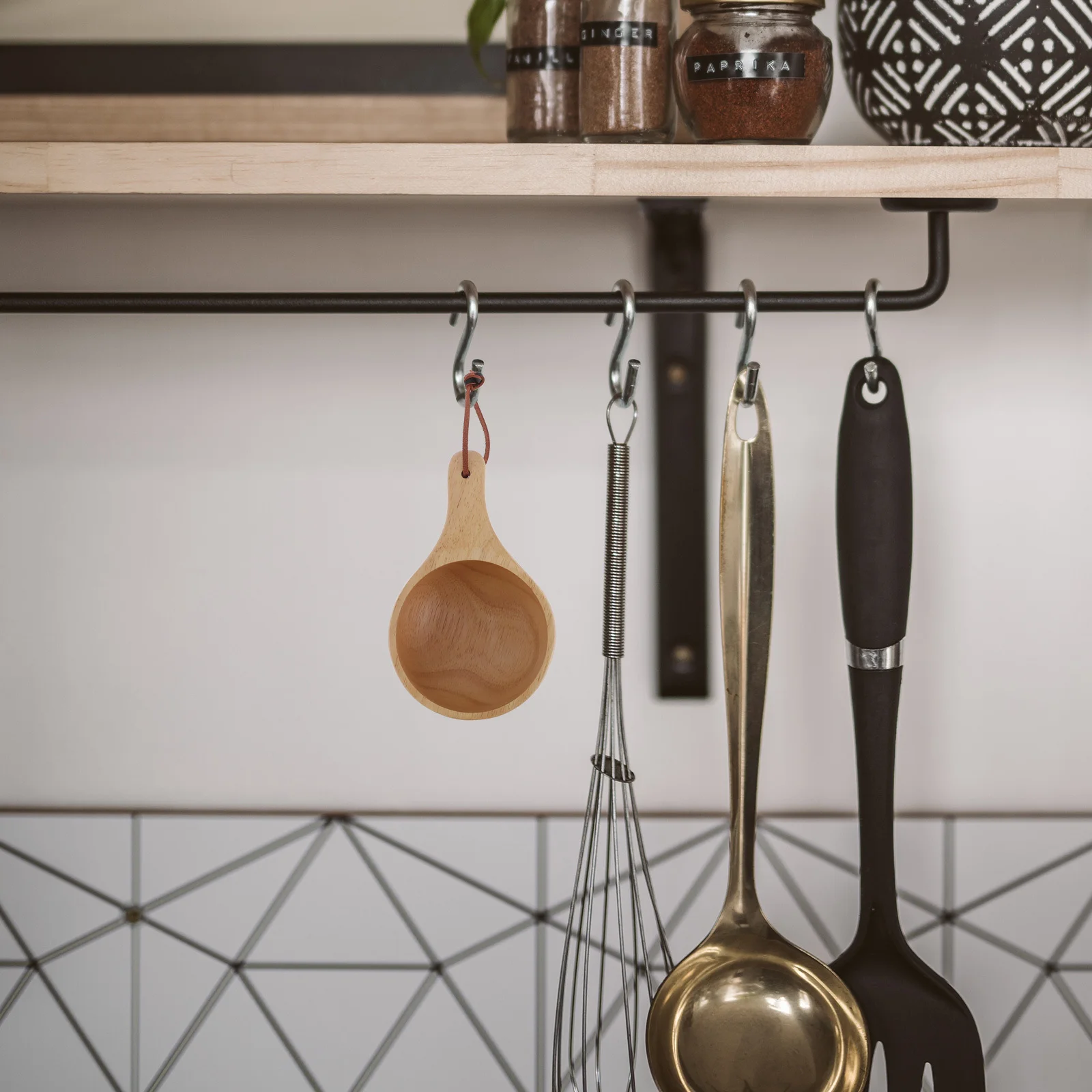 Wooden Milk Cup Japanese Style Water Cup Rope Hanging Coffee Tea Beer Mug Practical Water Mug 
Wooden Milk Cup Japanese Style Water Cup Rope Hanging Coffee Tea Beer Mug Practical Water Mug