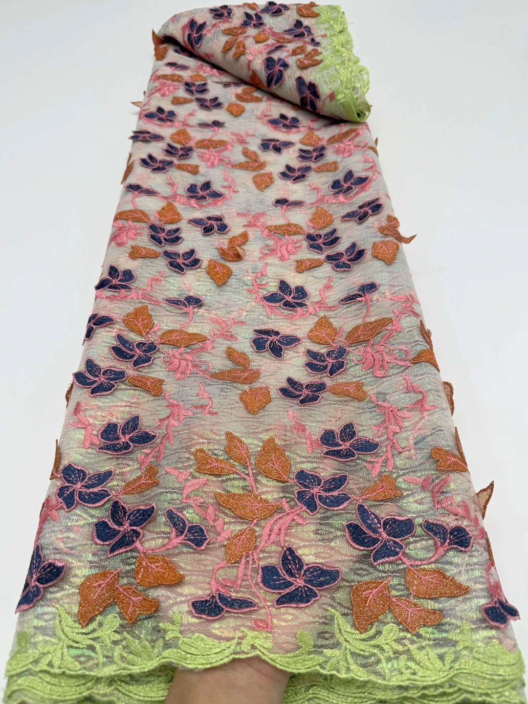 2026 New Bicolor Guipure Cord Lace Fabric African Guipure Cord Lace Nigerian Water Soluble Fabric For Women Dresses Sewing
2026 New Bicolor Guipure Cord Lace Fabric African Guipure Cord Lace Nigerian Water Soluble Fabric For Women Dresses Sewing
