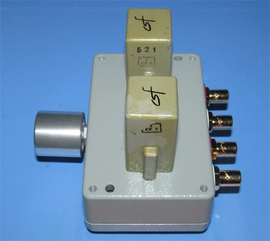 500:145K Nickel Alloy Transformer 17 Times Boost Passive Amplifier Mobile Phone Signal Amplifier U.S. Military Regulation
500:145K Nickel Alloy Transformer 17 Times Boost Passive Amplifier Mobile Phone Signal Amplifier U.S. Military Regulation
