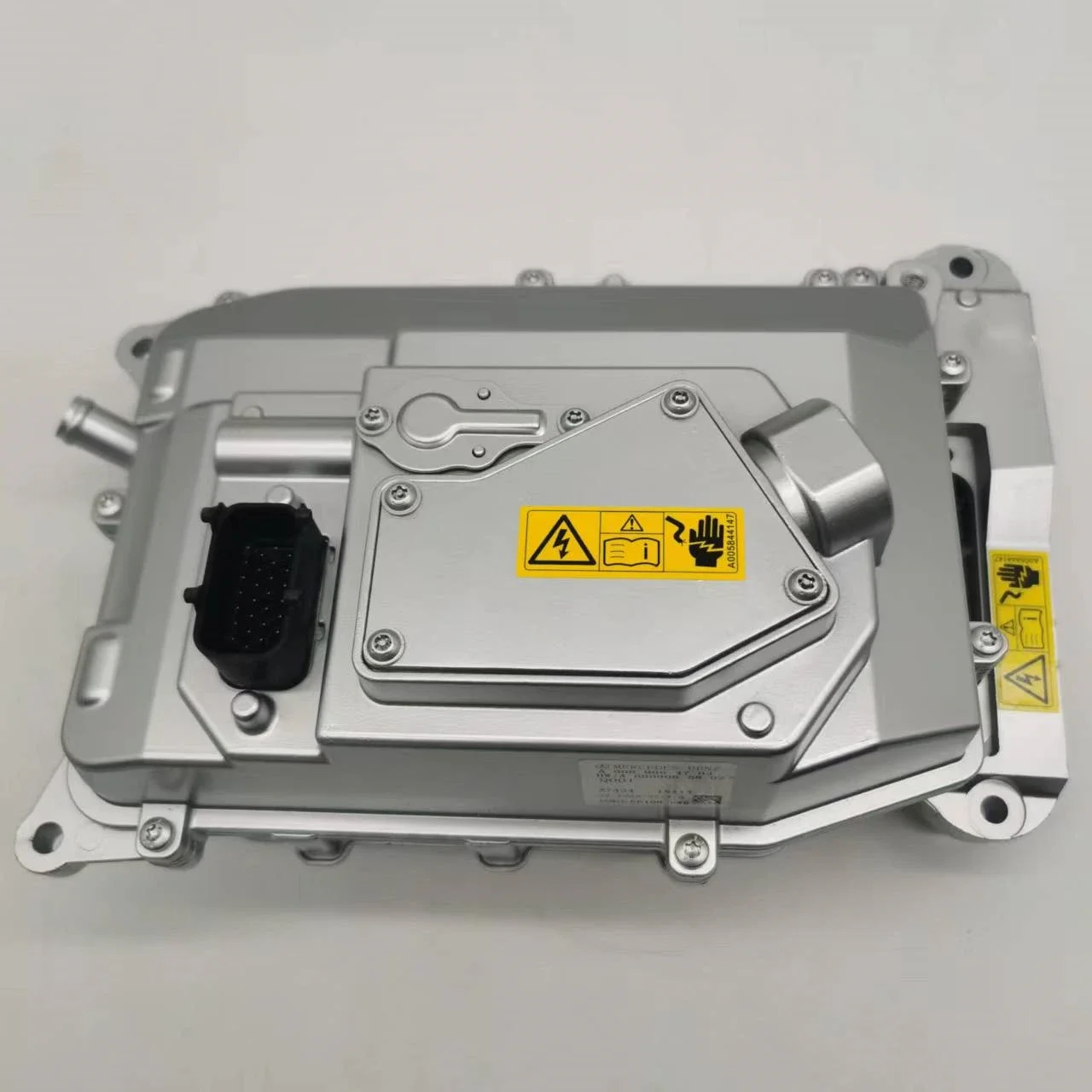A2215404450 A0045459701 A0009064703 Original Pure Hybrid Battery Charger Inverter Converter For W221 S400 S-Class
A2215404450 A0045459701 A0009064703 Original Pure Hybrid Battery Charger Inverter Converter For W221 S400 S-Class