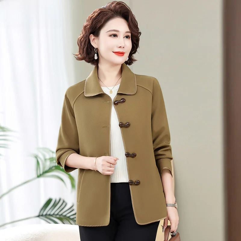 Весенняя модная верхняя одежда: элегантная ветровка для женщин среднего возраста (40+ лет)
Весенняя модная верхняя одежда: элегантная ветровка для женщин среднего возраста (40+ лет)