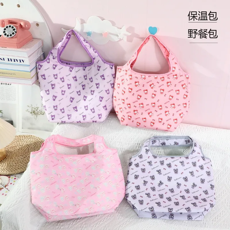 Sanrio Kuromi Cartoon Printed Food Handbags Portable Thermal Lunch Bag Anime Office Cooler Ice Insulated Case Camping Ins Bag
Sanrio Kuromi Cartoon Printed Food Handbags Portable Thermal Lunch Bag Anime Office Cooler Ice Insulated Case Camping Ins Bag