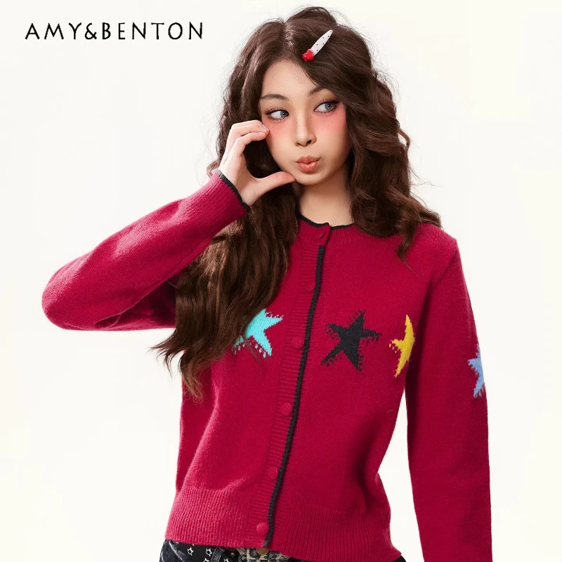 American Retro Design Red Knitted Women's Cardigan 2026 Spring Autumn New Sweet Star Embroidery Splicing Sweater Coats Ladies
American Retro Design Red Knitted Women's Cardigan 2026 Spring Autumn New Sweet Star Embroidery Splicing Sweater Coats Ladies